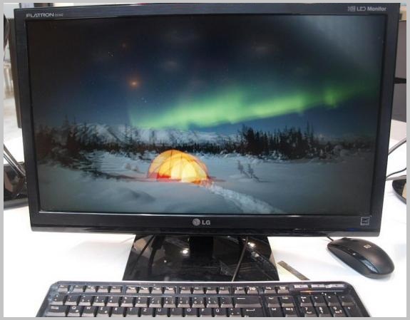 Cebit2011: H LG παρουσιάζει την D2342P 'Super 3D' οθόνη