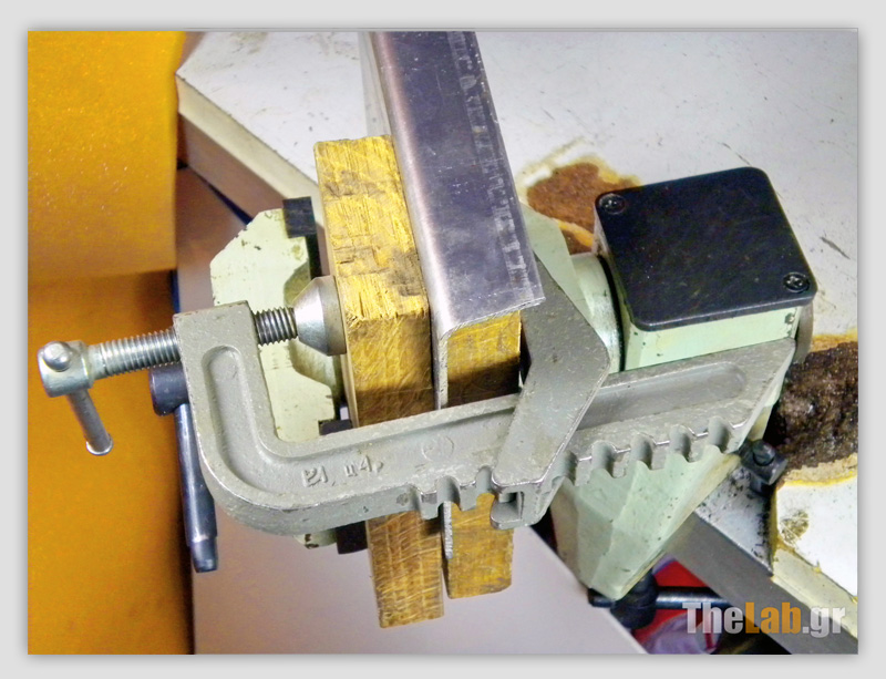 L-profile_26_Desimo-me-takous_01_6035ac_