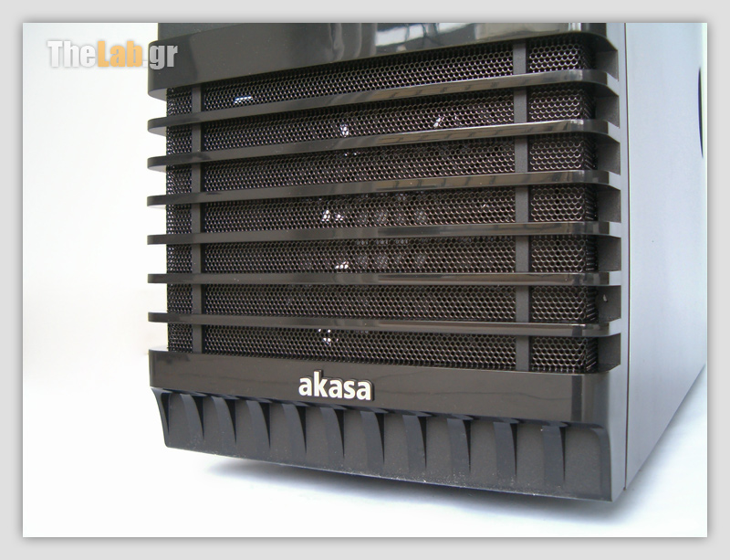Akasa-Freedom-Xone---Front-Fan-and-Logo.