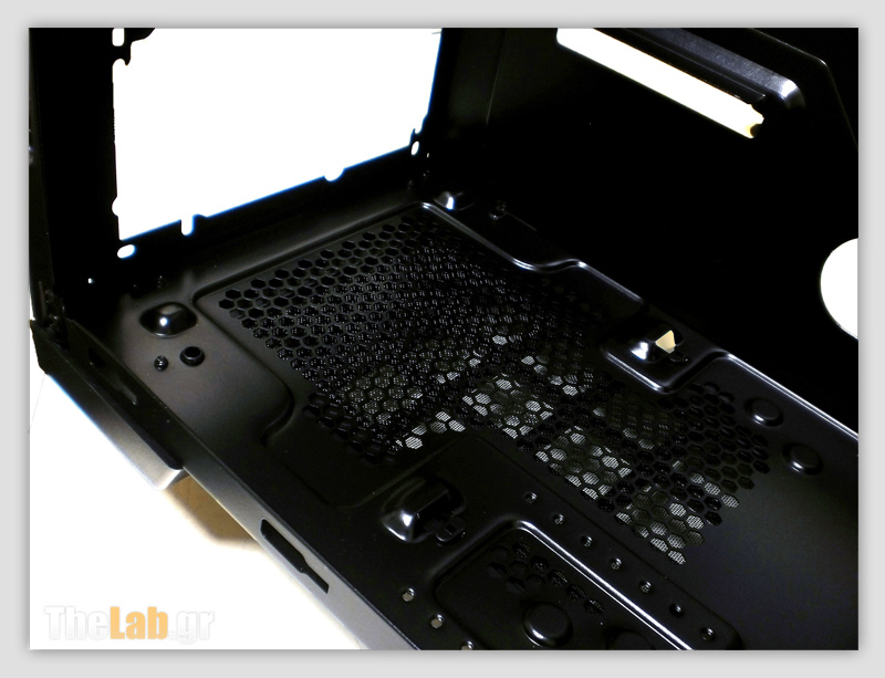 Corsair Carbide 300R Case Review