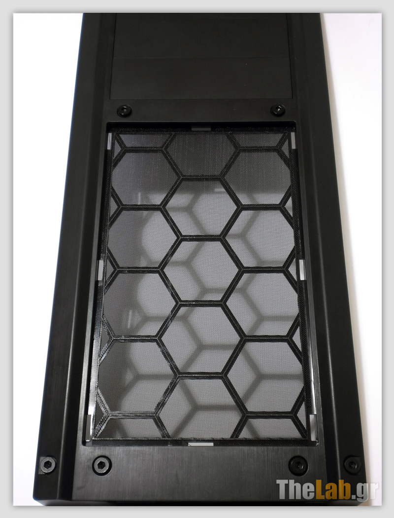 Corsair Carbide 300R Case Review