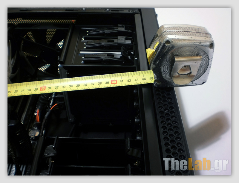 Corsair Carbide 300R Case Review