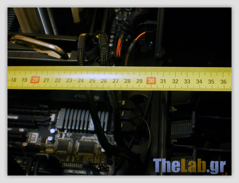 Corsair Carbide 300R Case Review