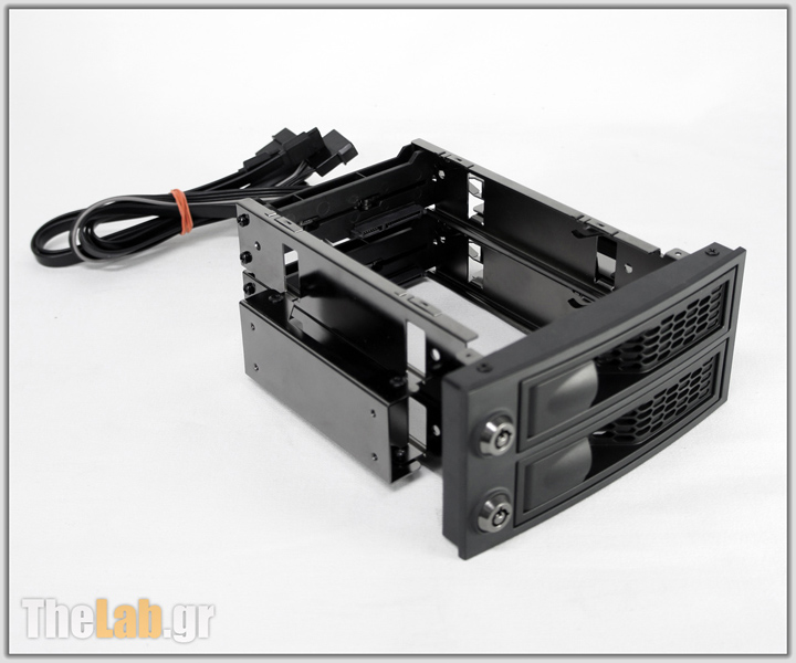 44A-258819255.jpg?m=1325685889