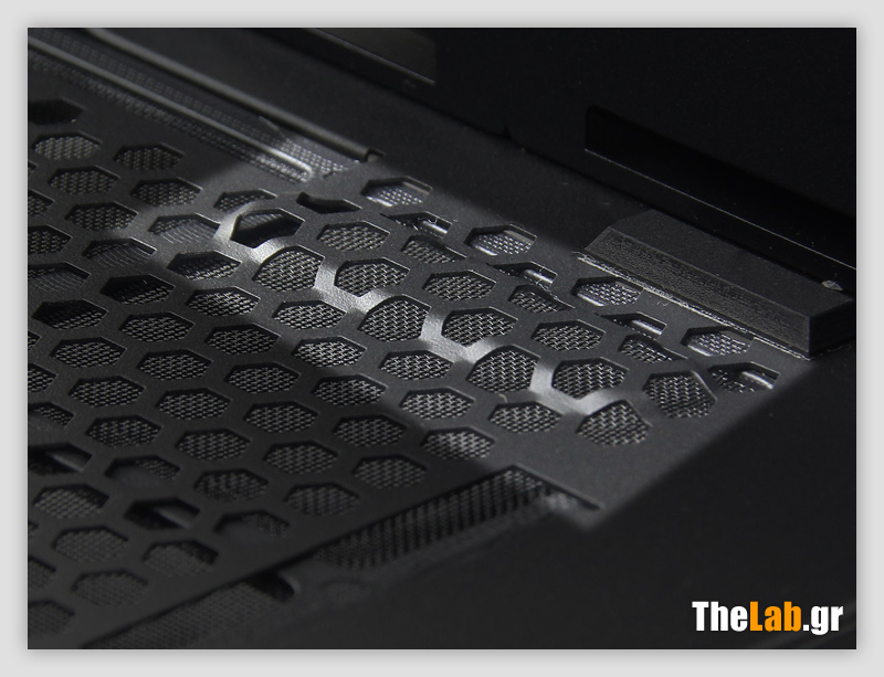 Corsair Obsidian 250D Case Review