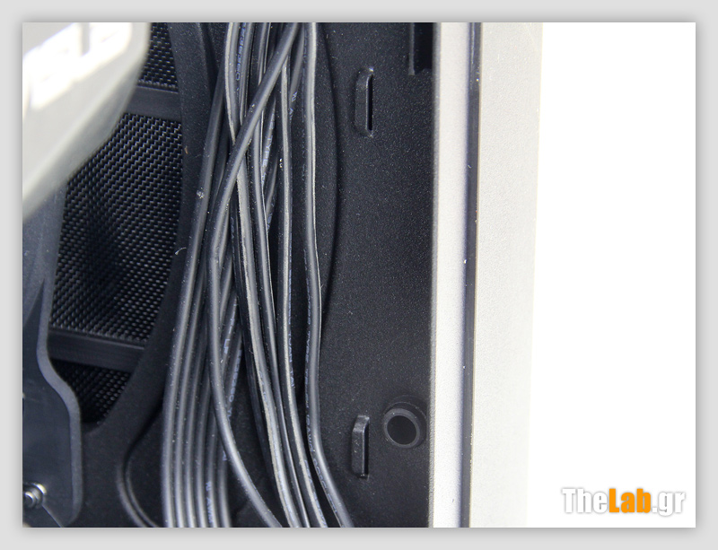 Corsair Obsidian 250D Case Review