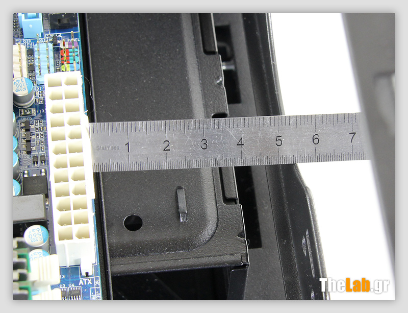 Corsair Obsidian 250D Case Review