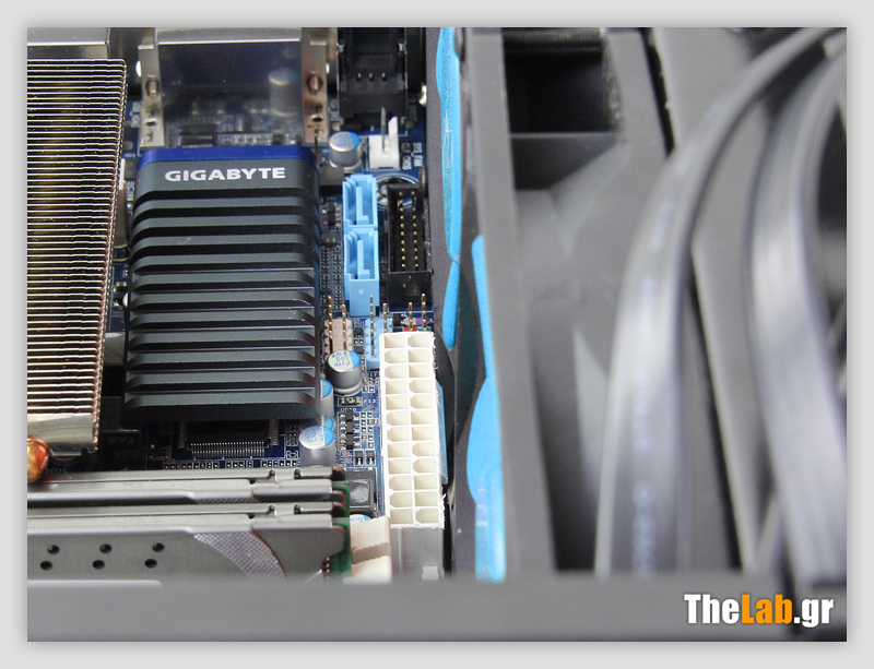 Corsair Obsidian 250D Case Review