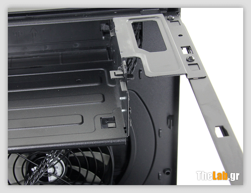 dvd-tool-free-mechanism-corsair-obsidian