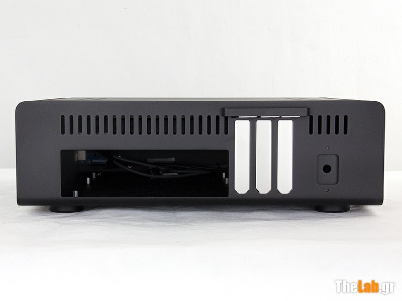 Streacom FC9 Fanless Chassis Case Review