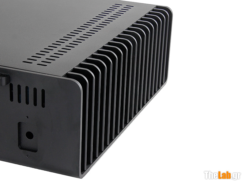 Streacom FC9 Fanless Chassis Case Review
