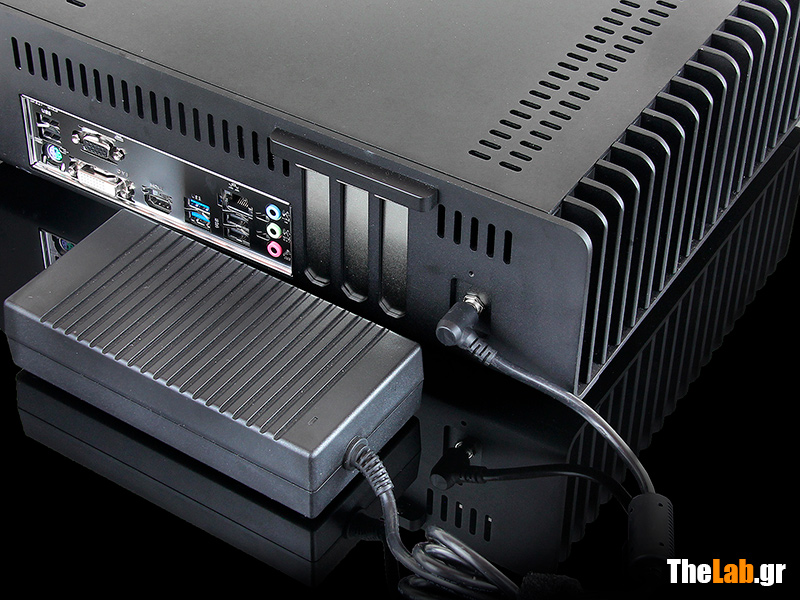 Streacom FC9 Fanless Chassis Case Review