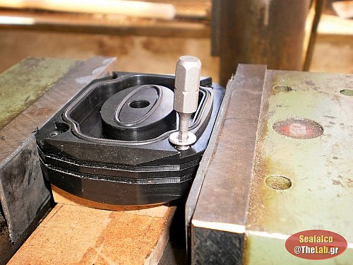 WB_38_Elegxos%20V-Coil_102800.jpg?m=1356622277