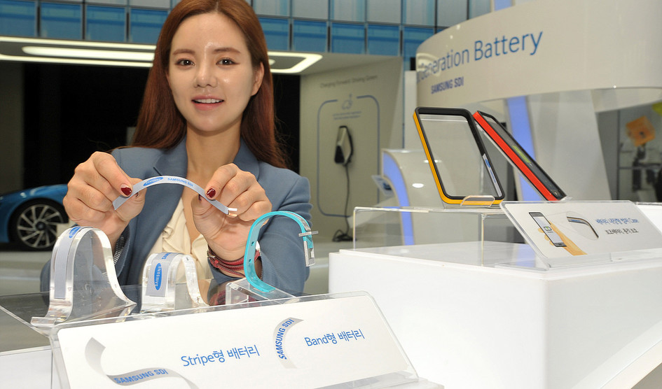 More information about "Η Samsung αποκαλύπτει νέες, εύκαμπτες μπαταρίες"