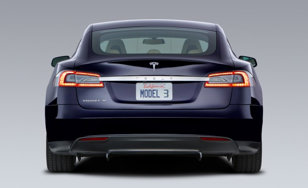 More information about "Ο Elon Musk αποκαλύπτει την παραγωγή του Tesla Model 3"