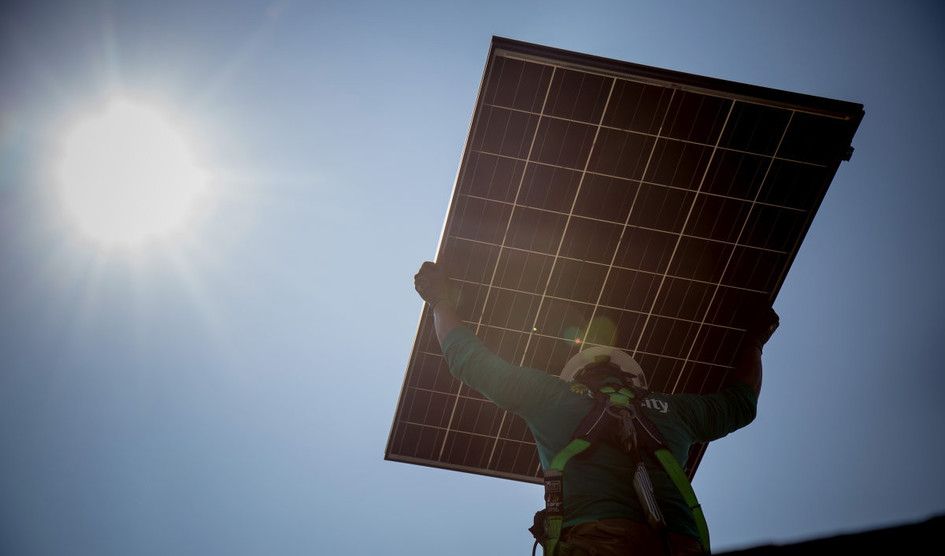 More information about "Η SolarCity δημιουργεί ένα πολύ αποδοτικό ηλιακό πάνελ"
