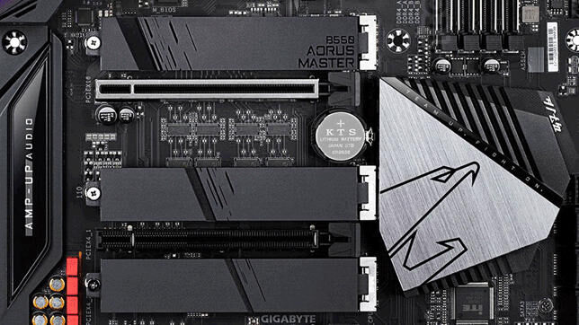 More information about "H Gigabyte κάνει "μαγικά" και δίνει τρία PCIe Gen4 M.2. SSD slots στην επερχόμενη Β550 Aorus Master"