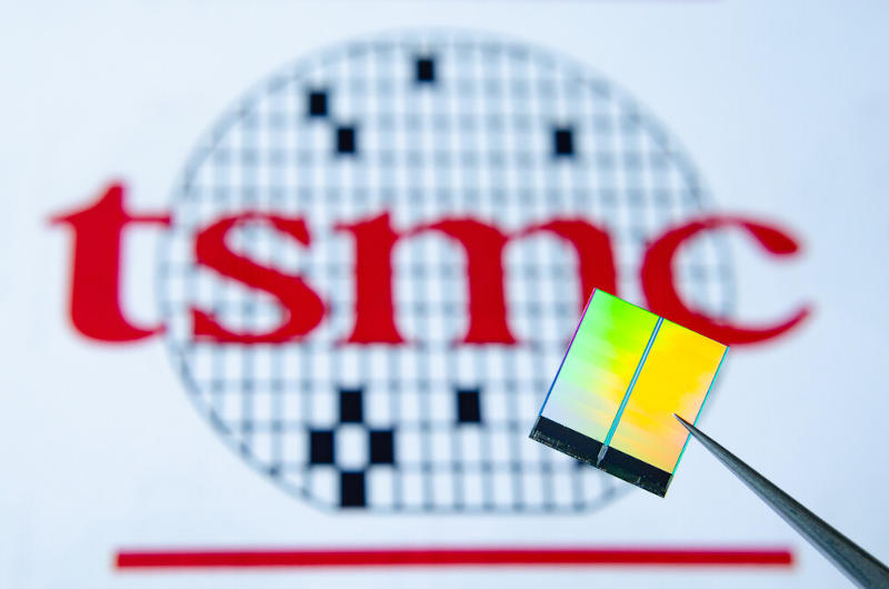 More information about "H TSMC συνεργάζεται με τις Google και AMD για την παραγωγή chips 3D πακετοποίησης"