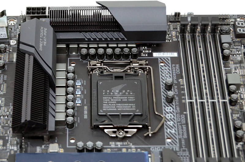 More information about "H Intel ετοιμάζεται να ανακοινώσει τη σειρά chipset 500 για τις νέες μητρικές κάρτες που θα υποστηρίζουν τους Rocket Lake και PCIe 4.0"