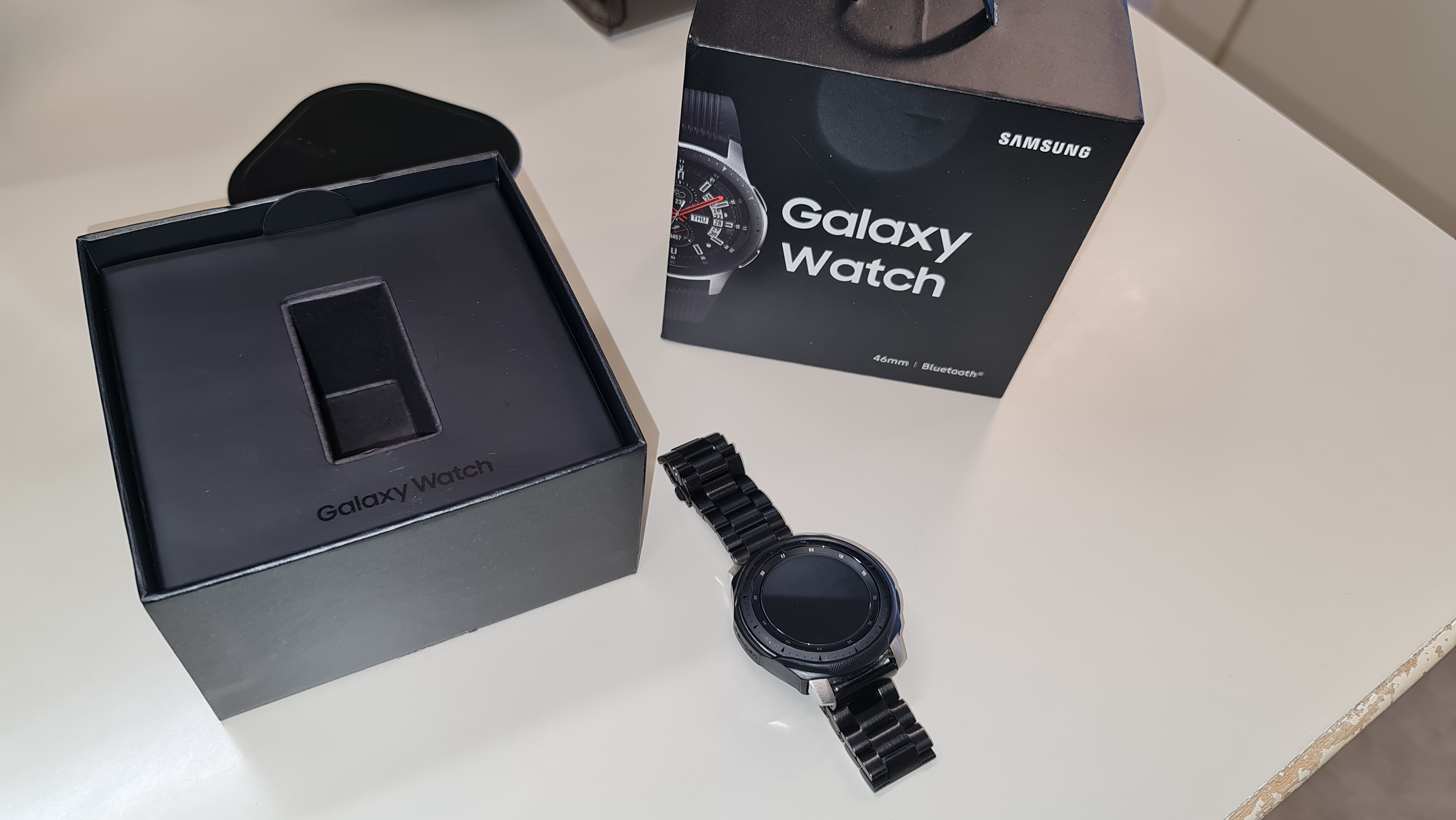 More information about "Samsung Galaxy Watch 46mm & Extras"
