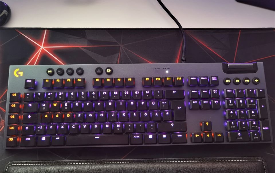 More information about "Logitech G815 Lightsync RGB (GL Tactile) German layout (QWERTY)"