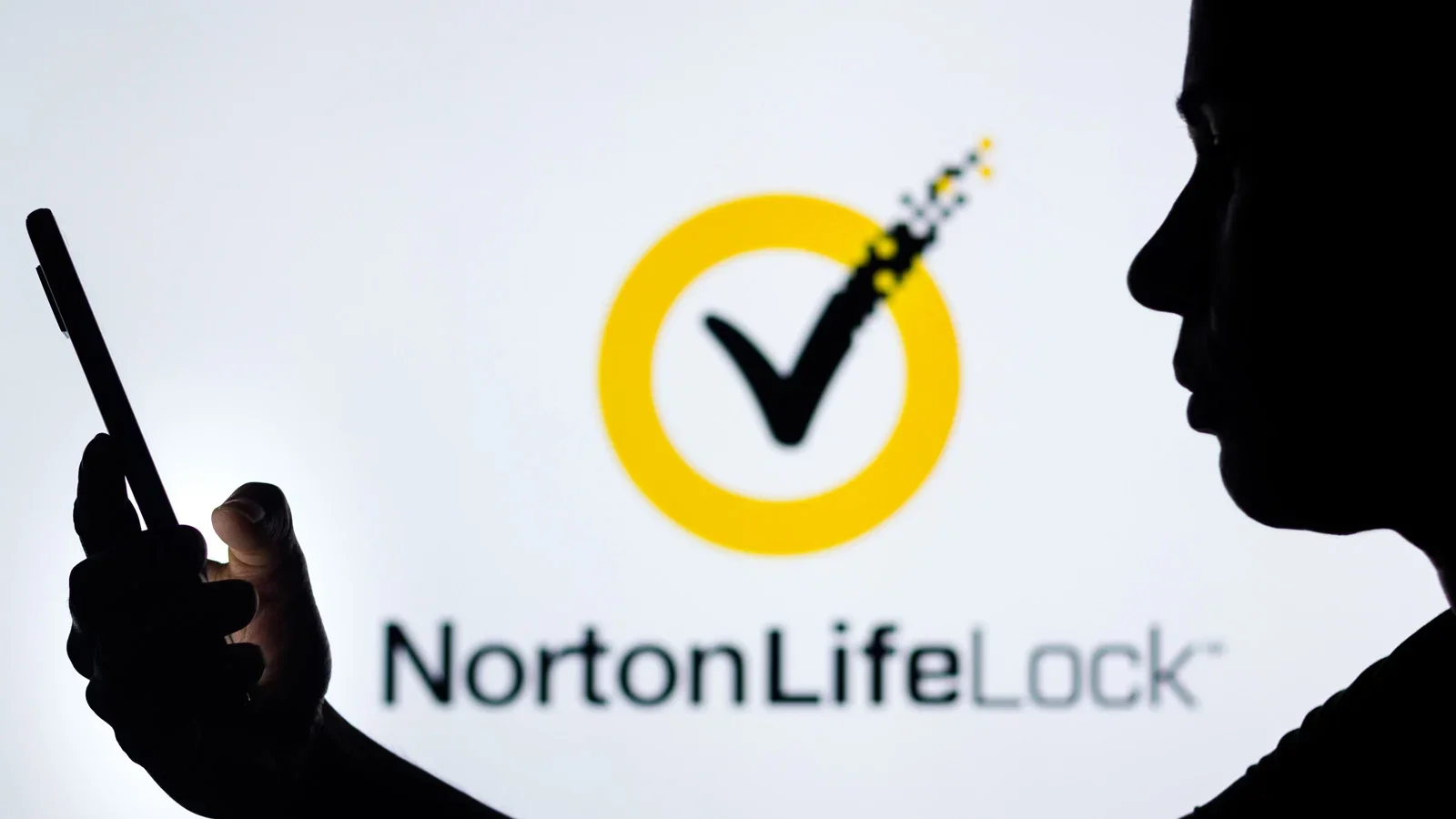 More information about "Το NortonLifeLock προειδοποιεί ότι χάκερ παραβίασαν λογαριασμούς Password Manager"