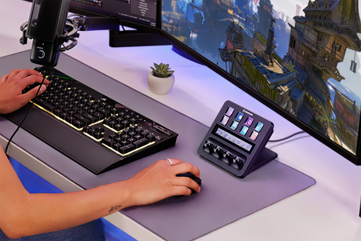More information about "Elgato Stream Deck + Review"