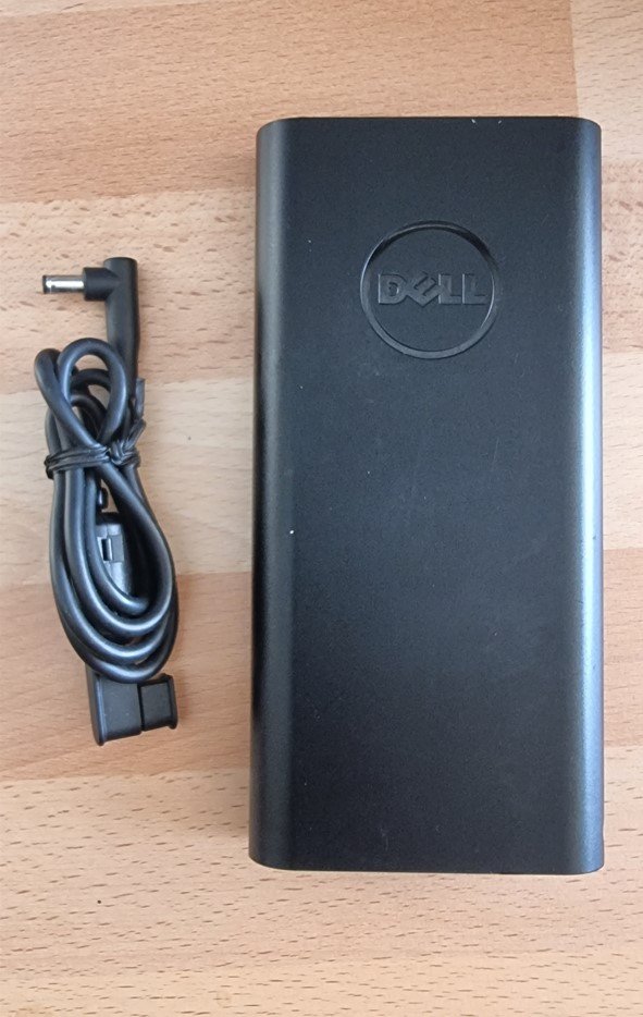 More information about "Dell Laptop Power Bank Plus 65 Wh - PW7015L"