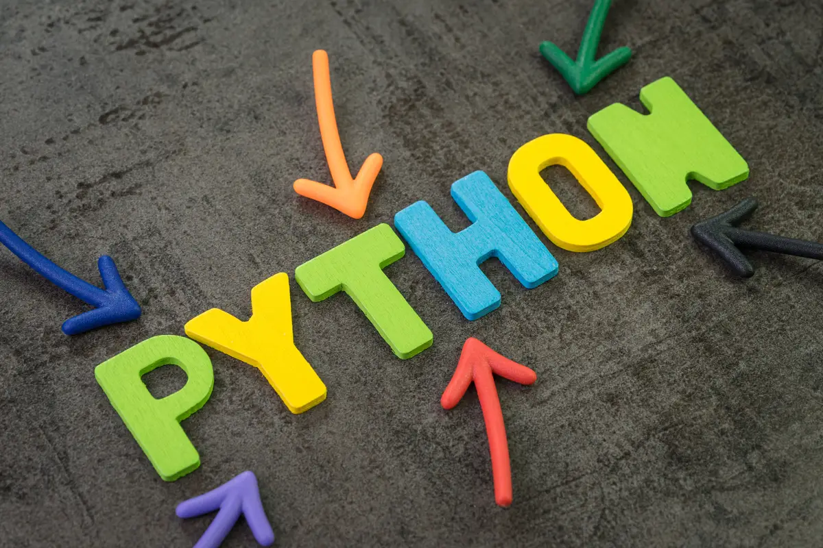 More information about "Python 3.12: Πιο γρήγορη, πιο λιτή, πιο ανθεκτική στο μέλλον"
