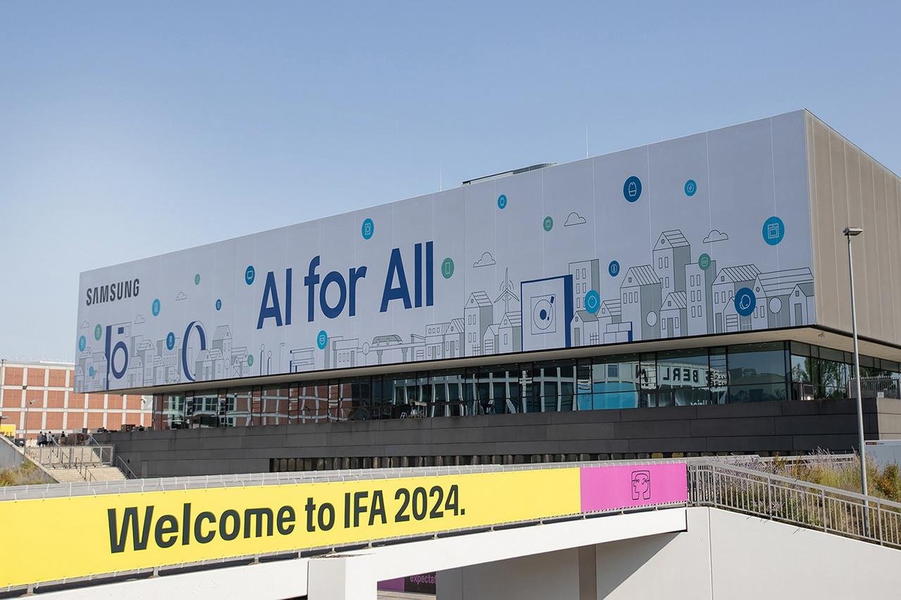 More information about "IFA 2024: Η Samsung παρουσιάζει τις δυνατότητες των προϊόντων της με AI, σχεδιασμένα για να δημιουργούν ένα συνδεδεμένο κόσμο για όλους"