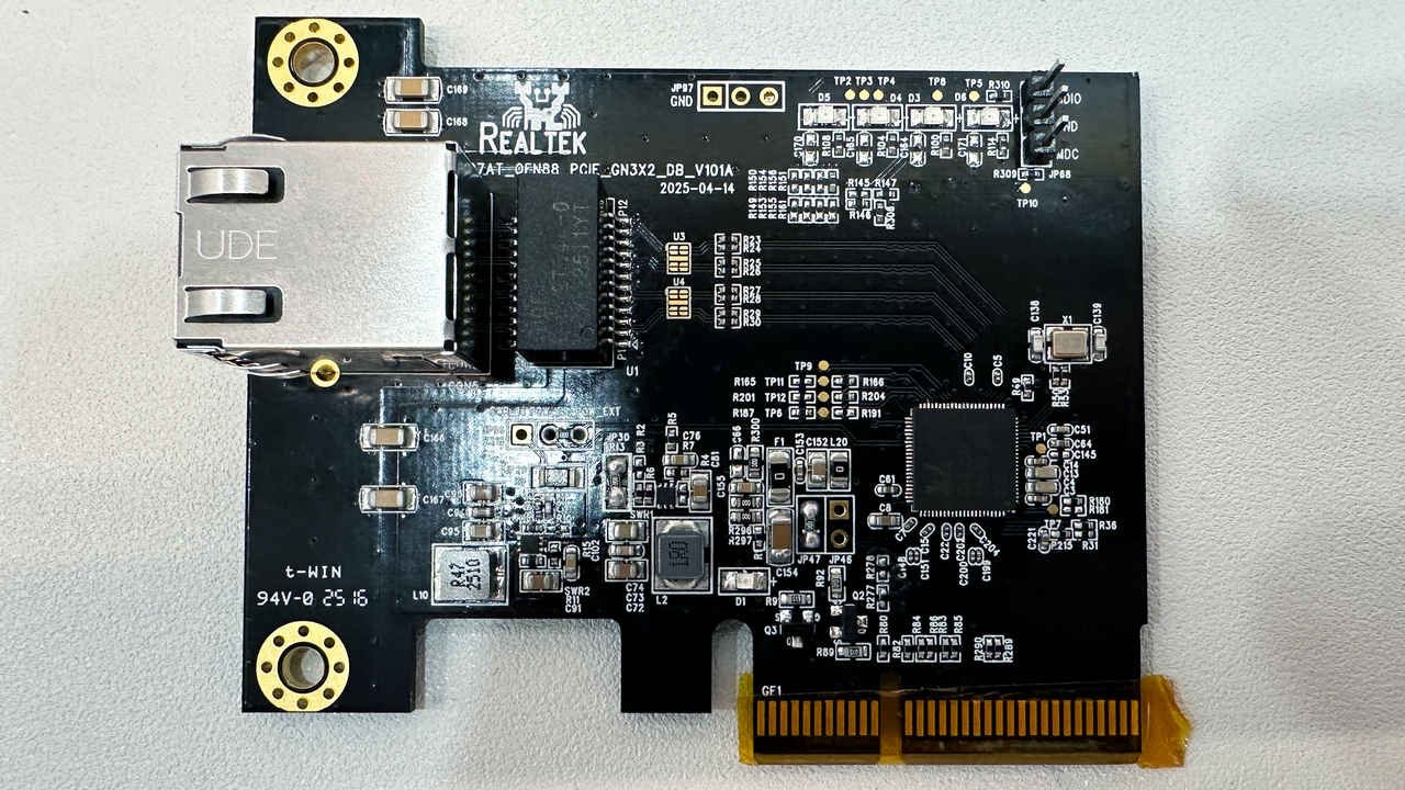 More information about "Η Realtek υπόσχεται 10GbE για όλους — νέο φθηνό controller παρουσιάστηκε στην Computex 2025"