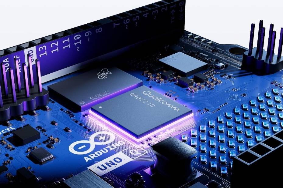 More information about "Η Qualcomm εξαγοράζει την Arduino: το brand και η αποστολή παραμένουν — έρχεται το UNO Q με "διπλό εγκέφαλο""