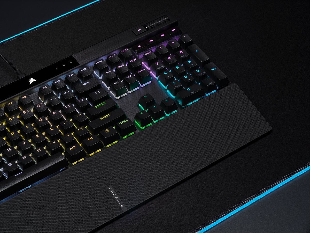 More information about "Corsair K70 RGB Pro Gaming"