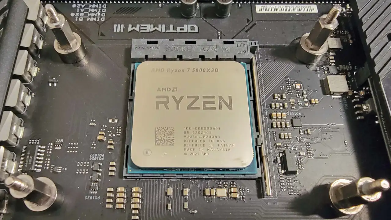 More information about "Παράδοξο στην αγορά CPU: Ο Ryzen 7 5800X3D πωλείται ακριβότερα από τον νεότερο 9800X3D"