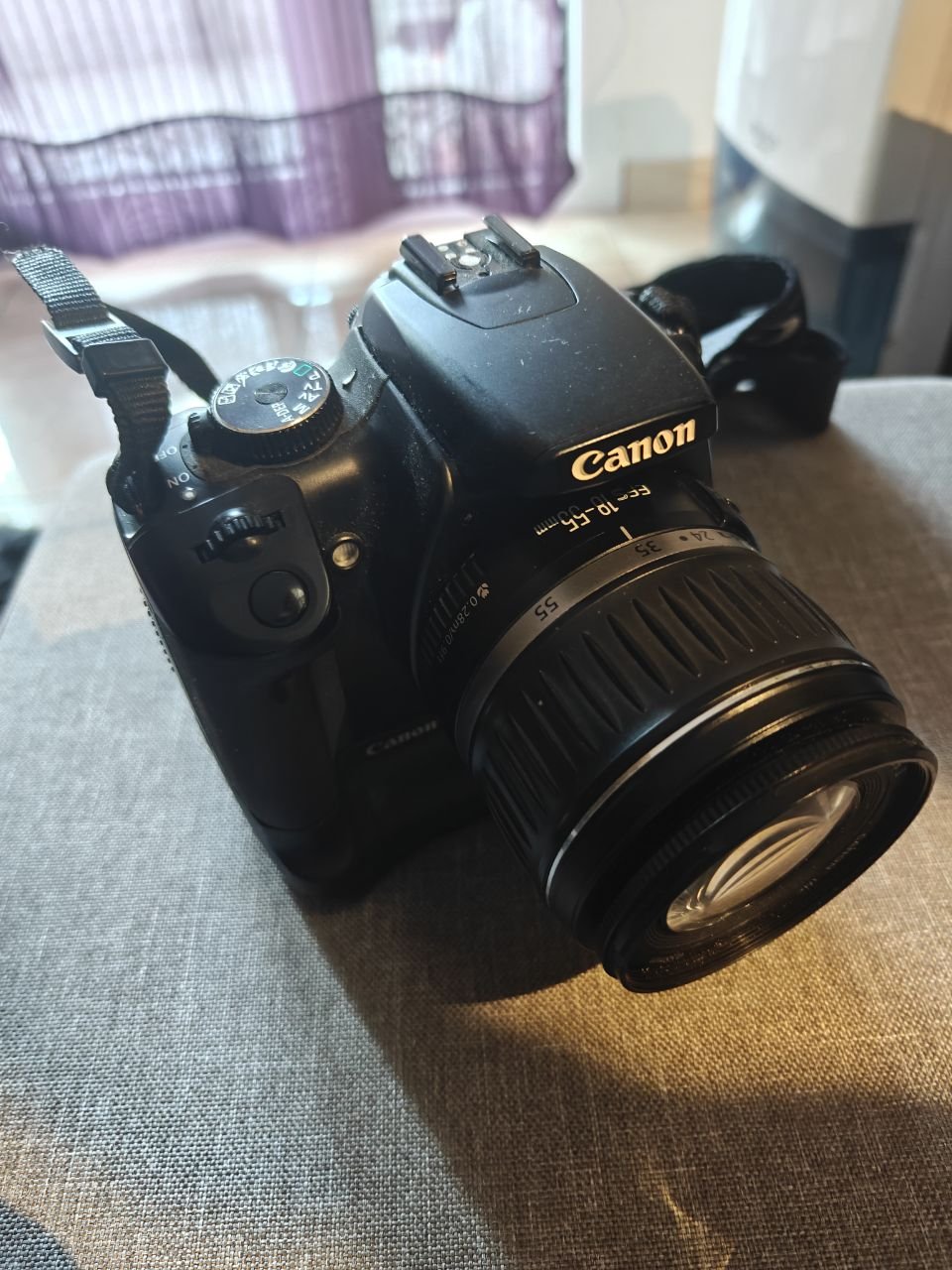 More information about "Canon 400D + Φακός Canon 18-55mm+Canon BG-3 Battery Grip"