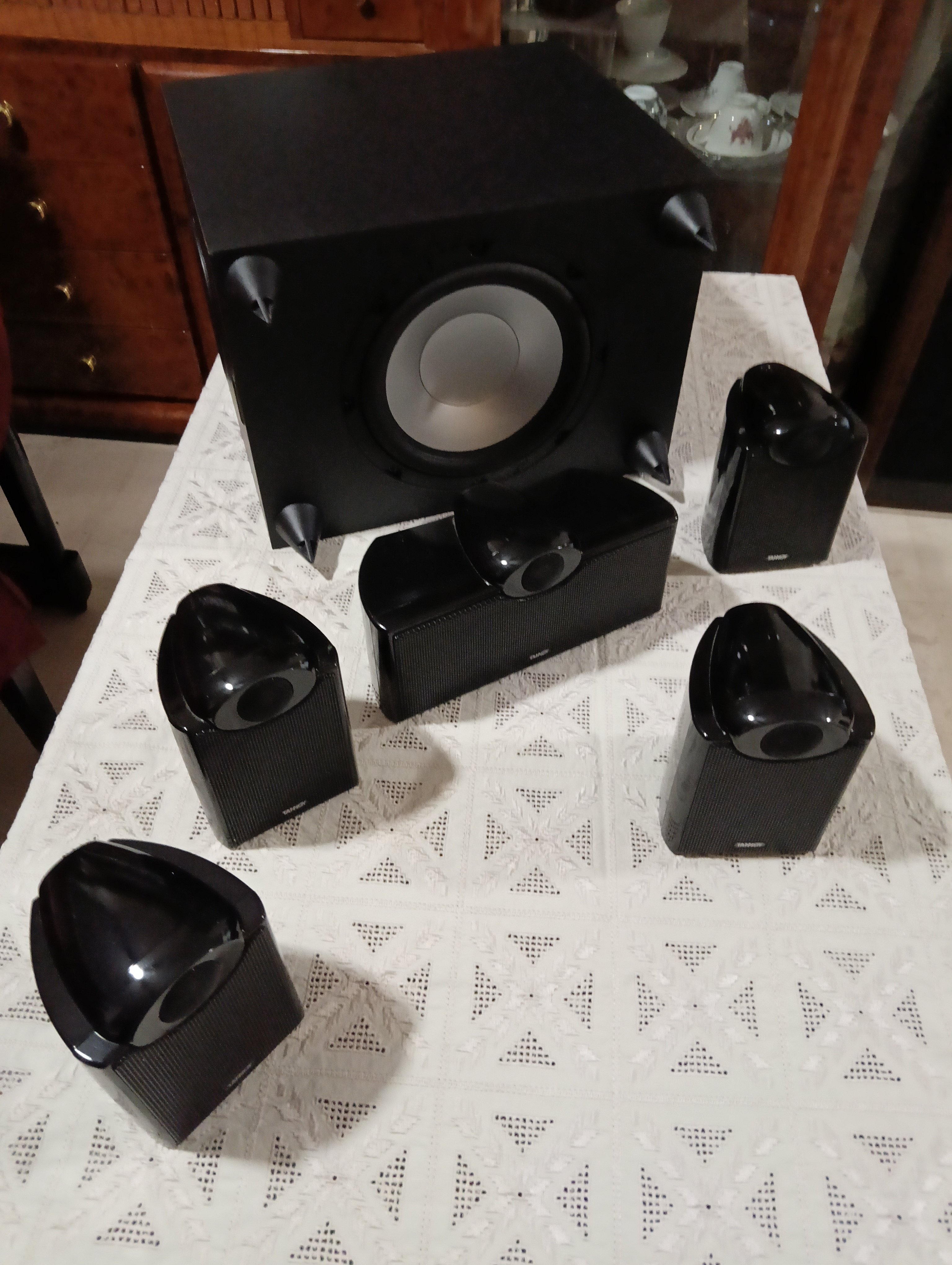 More information about "Tannoy EFX 5.1 Home Cinema Speaker Set – Πλήρες Σετ Ηχείων"
