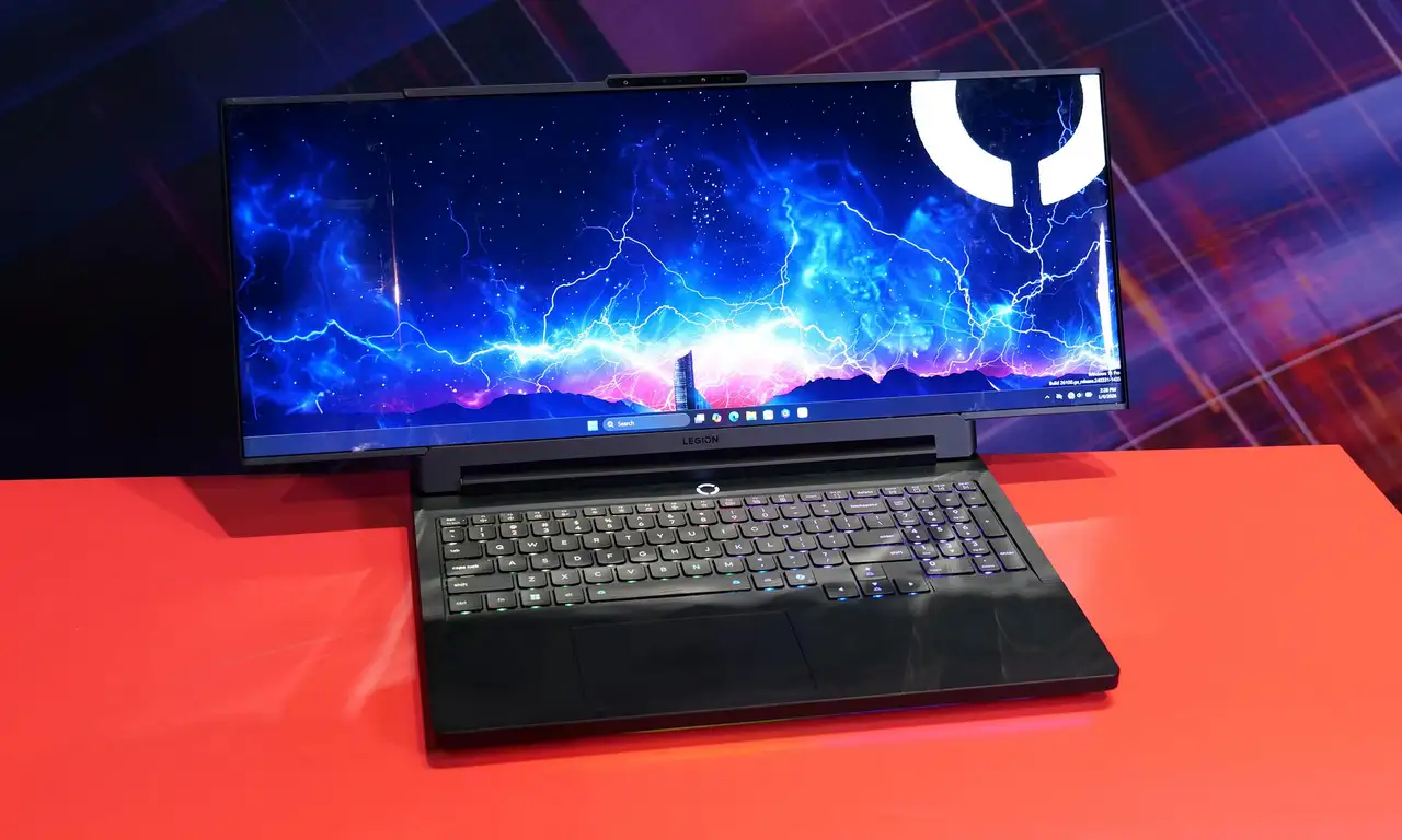 More information about "Η Lenovo παρουσιάζει το πρώτο gaming laptop με οριζόντια επεκτεινόμενη, rollable OLED οθόνη"