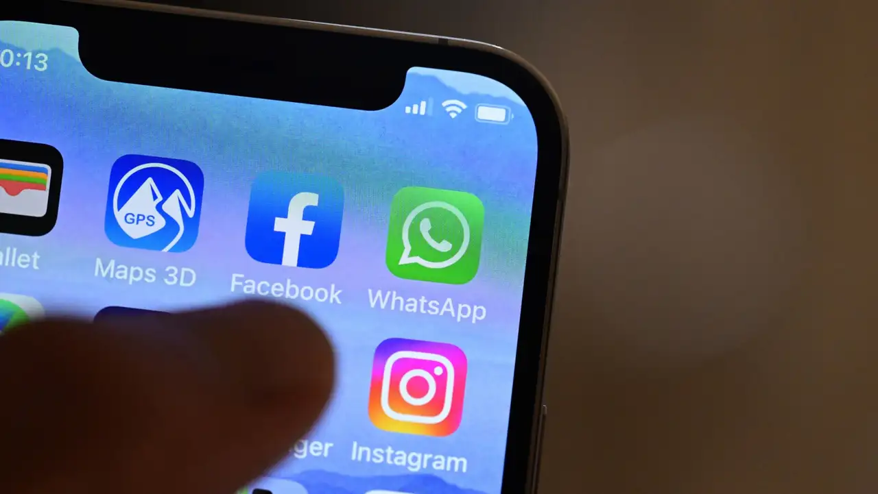 More information about "Η Meta δοκιμάζει premium συνδρομές σε Instagram, Facebook και WhatsApp"