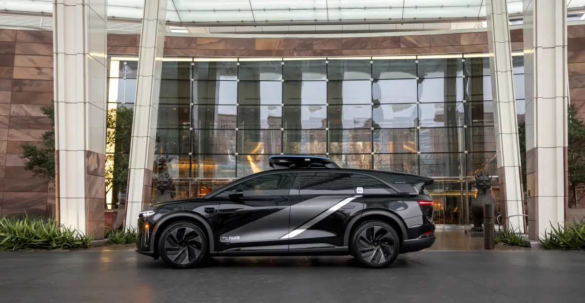 More information about "Η Nuro μπαίνει αργά στα robotaxi — και λέει ότι αυτό είναι ακριβώς το πλεονέκτημά της"