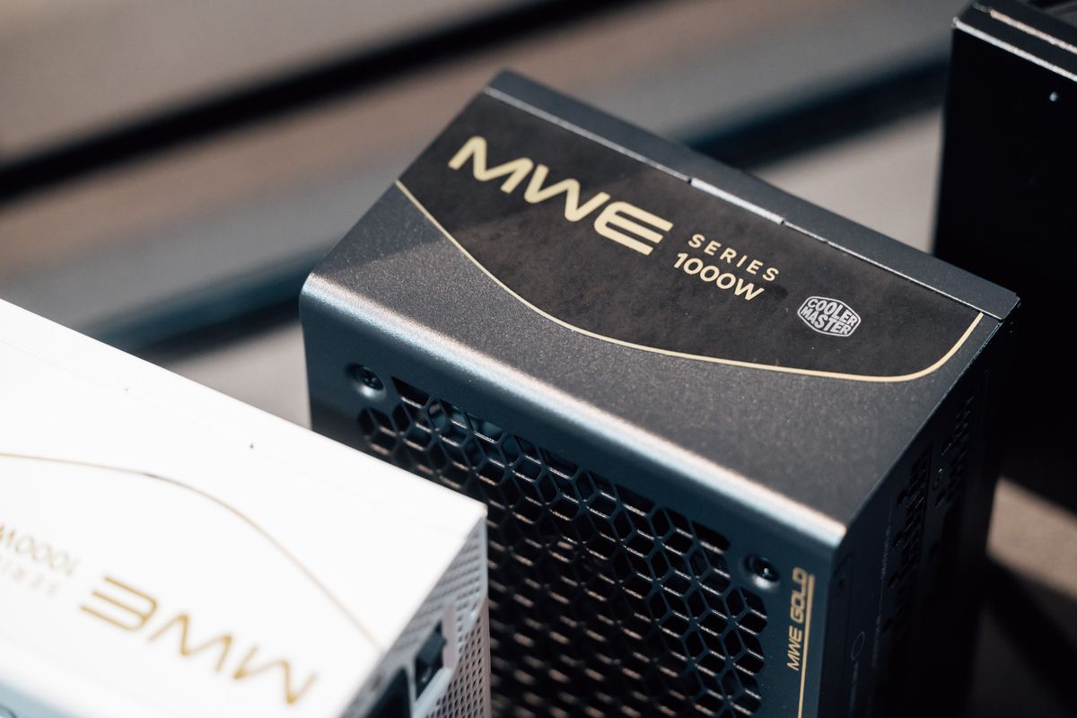 More information about "Cooler Master MWE Gold V4: Νέος τροφοδοτικό με GPU Shield για δυναμική παρακολούθηση ισχύος"
