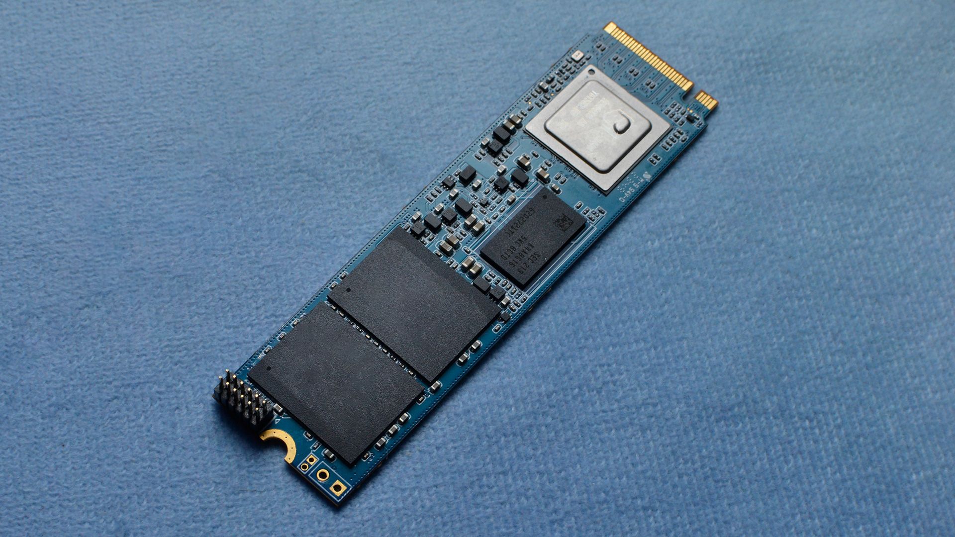 More information about "Η αγορά retail SSD «σχεδόν εξαφανίστηκε», λέει στέλεχος της Silicon Motion"