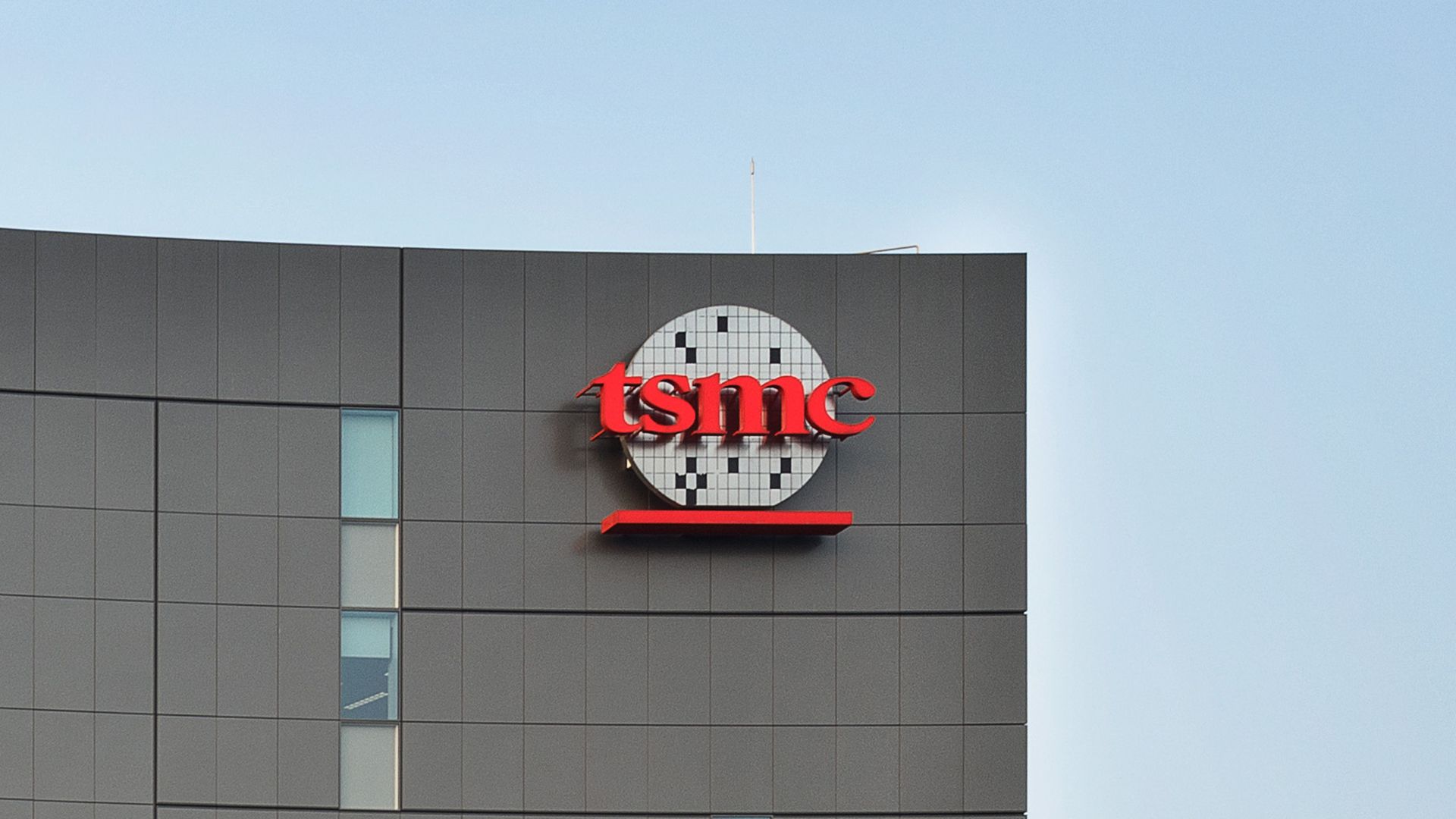 More information about "Η TSMC αναφέρει βελτιωμένες αποδόσεις στην τεχνολογία A14 των 1,4nm"